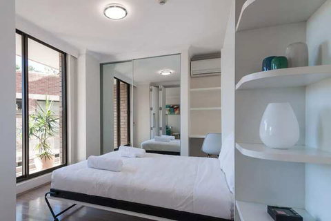 New Modern Apartment In Central Location - Accommodation Perth 1
