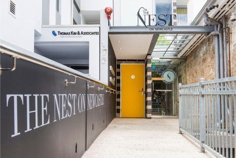 Chic Apartment With Rooftop - Accommodation Perth 3