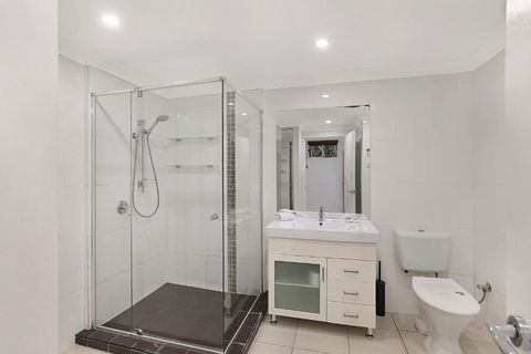 Beach Home In Golden Triangle - Accommodation Perth 2