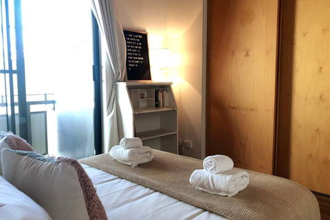 Classic Woolstore Apartment In Teneriffe - Accommodation Perth 5