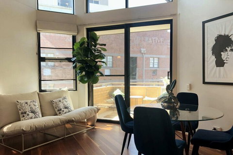Classic Woolstore Apartment In Teneriffe - Accommodation Perth 7
