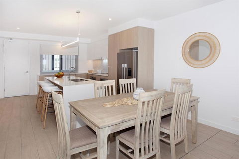 Drift Apartments Unit 406 - Perth Resorts 2