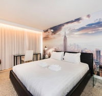 New York Style Room in Northbridge with Roof Terrace