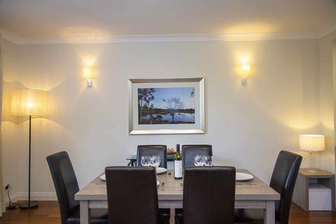Villa Boronia - Perth Resorts 3