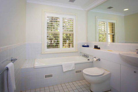 Villa Boronia - Perth Resorts 2