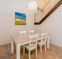 Beachside 1 LJHooker Yamba - Accommodation Perth
