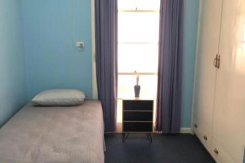 The Pink House - Accommodation Perth 2