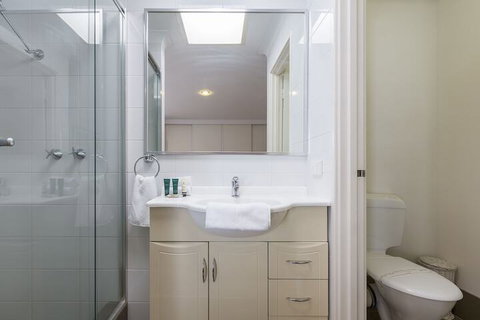 Gold Sands Beach Apartment - Accommodation Perth 6