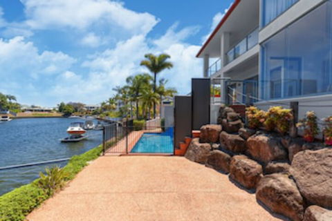Mermaid Beach House - Perth Resorts 0