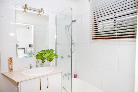 1 / 121 Park Crescent Coolum Beach - Accommodation Perth 2