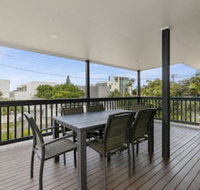 Sundance Pet Friendly Beach House in Peregian 59 Lorikeet Drive - Accommodation Perth