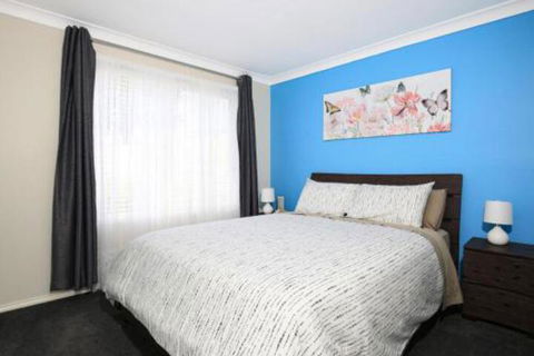 Kingfisher Pet Friendly 10 Mins To Hyams Beach - Accommodation Perth 3
