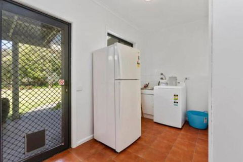 MERMAIDS On MARENGO Large Home With Wifi - Accommodation Perth 5