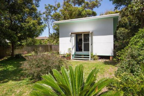 Nest Pet Friendly 2 Min Walk To Beach - Accommodation Perth 2
