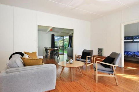 Nest Pet Friendly 2 Min Walk To Beach - Accommodation Perth 5