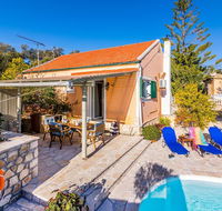 Red Bluff Beach House - Perth Resorts