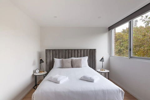 Modern Stylish Penthouse - Accommodation Perth 6