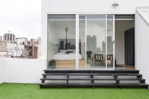 Modern Stylish Penthouse - Accommodation Perth 1