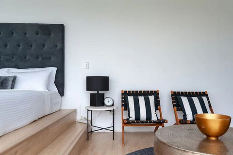 Modern Stylish Penthouse - Accommodation Perth 5