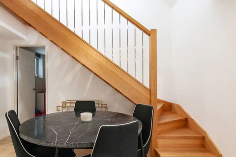 Modern Stylish Penthouse - Accommodation Perth 3