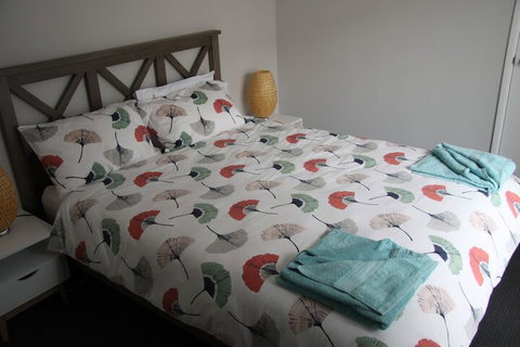 Warnbro Beach Family Accommodation - Accommodation Perth 7