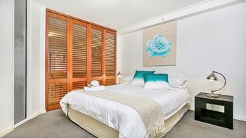 The Apartment Service AX405 - Accommodation Perth 3
