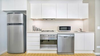 The Apartment Service AX405 - Accommodation Perth 5