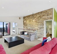 Ocean Views on Nicholson - Accommodation Perth