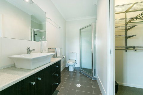 Redcliffe Holiday Accommodation - Accommodation Perth 7