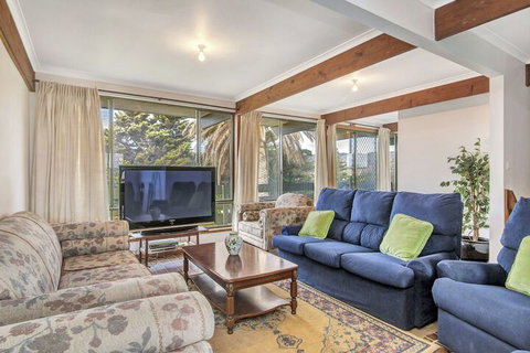 Silver Sands - Accommodation Perth 3