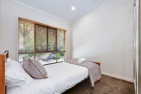 Smallwood - Accommodation Perth 3