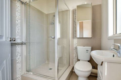 Smallwood - Accommodation Perth 7