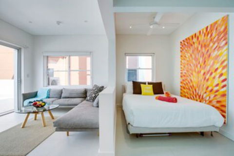 Beachfront Penthouse - Accommodation Perth 4