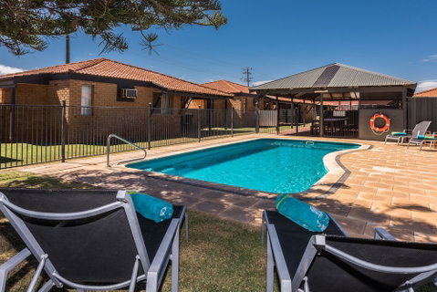 Geraldton's Ocean West - Accommodation Perth 1
