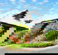 Cowrie Chalet - Perth Resorts
