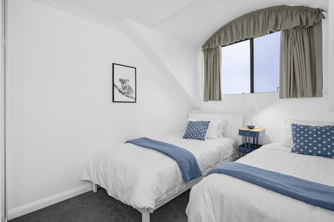 HOLT1 Crows Nest Holtermann Street - Accommodation Perth 2