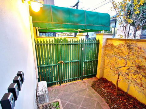 Darling Apartments - Perth Resorts 1