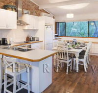 Coastal Cottage - Perth Resorts