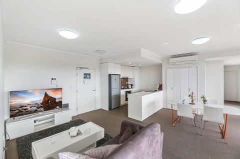Cosy 3BR Penthouse Close To Westfield Hornsby & Train Station - Perth Resorts 3