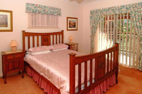 Rosewood Cottage - Accommodation Perth 4