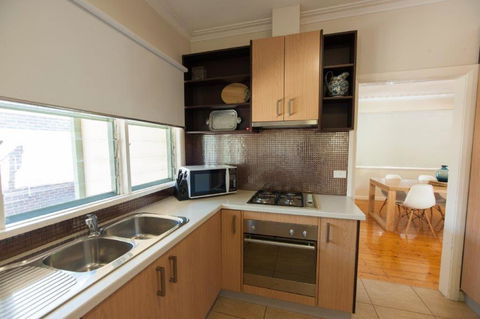 Murray House - Perth Resorts 4