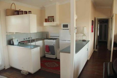 Sand N Sun Beach House - Accommodation Perth 7
