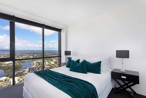 Holiday Holiday Circle On Cavill - Accommodation Perth 4