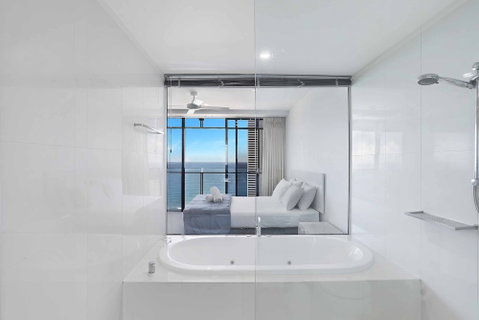 Holiday Holiday Circle On Cavill - Accommodation Perth 3