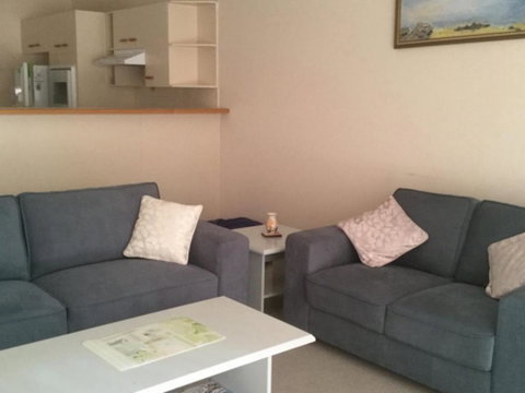 Private Canal Duplex With Pontoon Oleander Drive Bongaree - Accommodation Perth 5