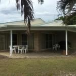Private Canal Duplex With Pontoon Oleander Drive Bongaree - Accommodation Perth 0
