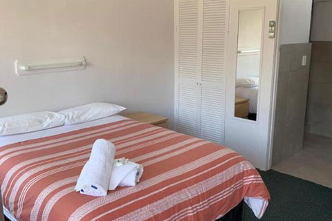 Mount Beauty Motor Inn - Perth Resorts 3
