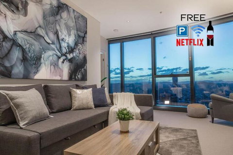 Highlife LuxuryCarparkWifiPoolGymNetflix - Accommodation Perth 2