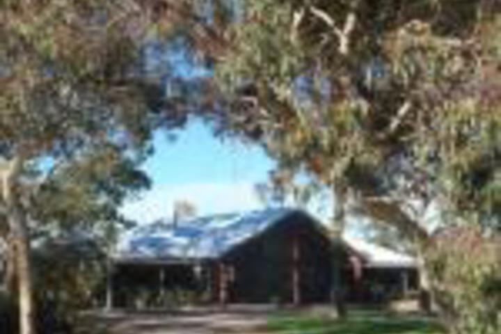 Paris Creek SA Accommodation Perth