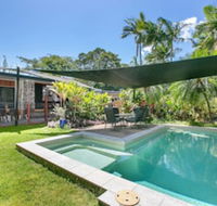 Tropical 3 Bedroom House Pool plus 4th Bedroom Bungalow - Perth Resorts
